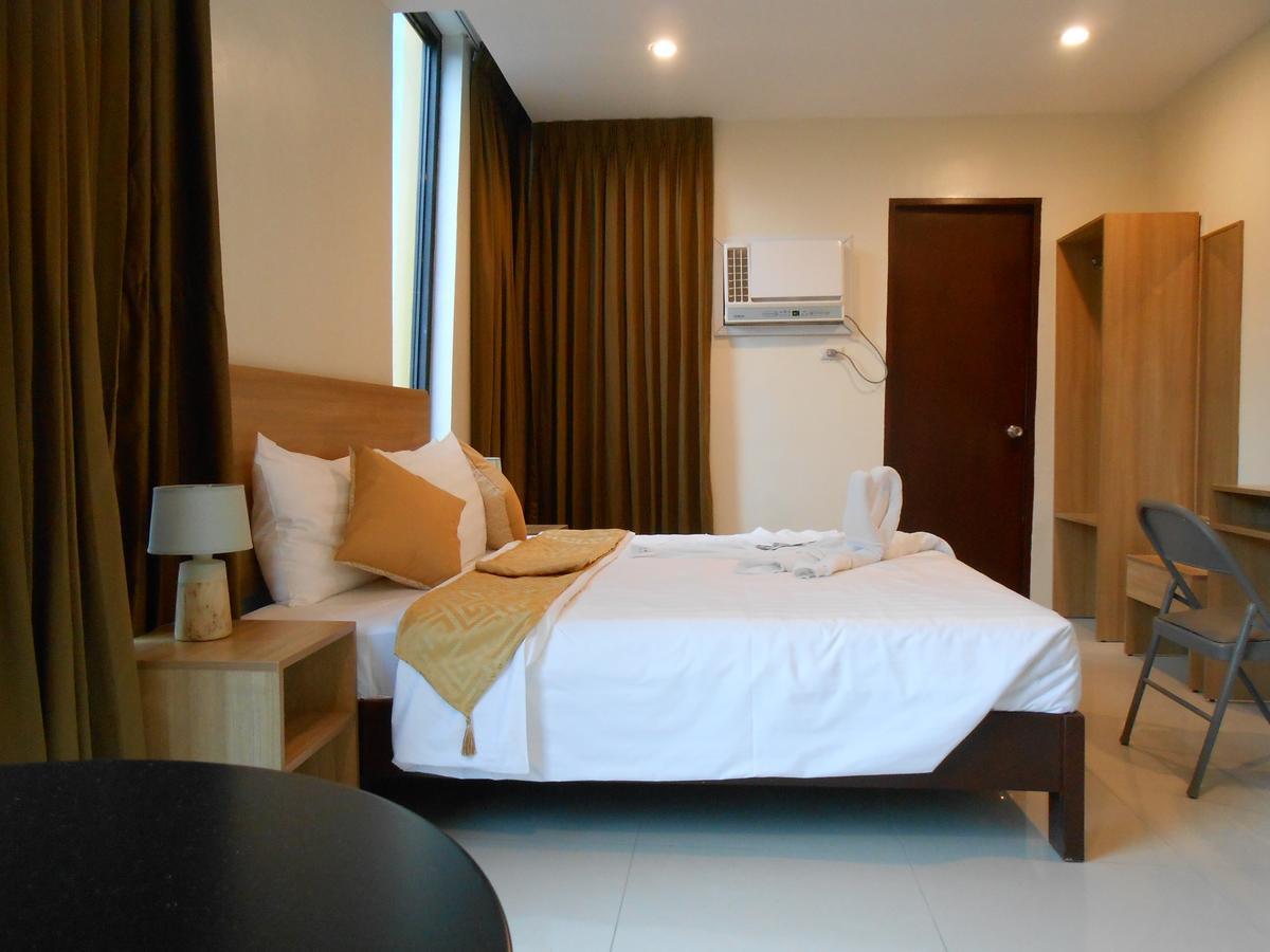 Rublin Hotel Cebu Exterior photo