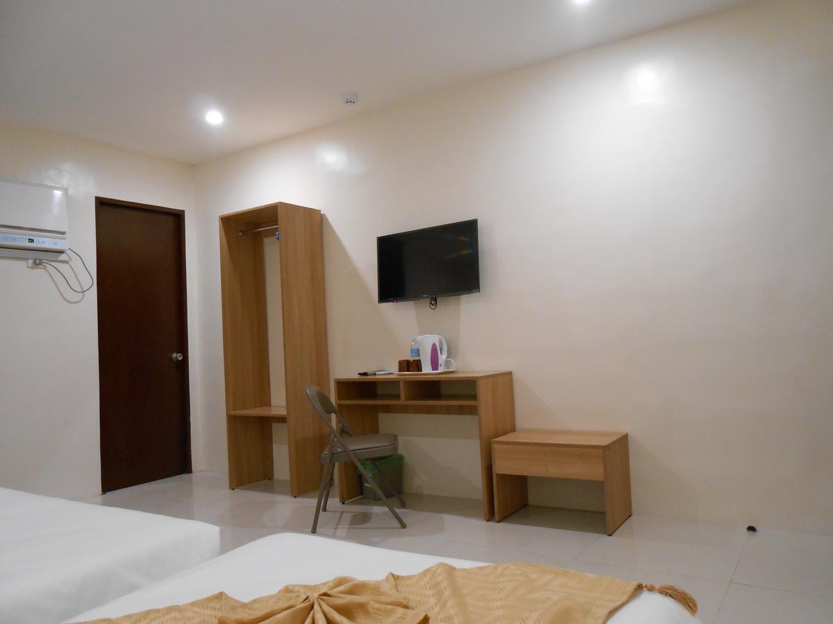 Rublin Hotel Cebu Exterior photo